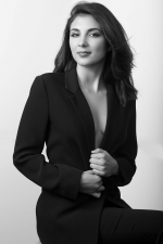 Elena Villalón (cred Fay Fox)